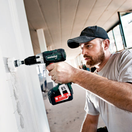 Metabo BS 18 LT akumulatorowa wiertarko-wkrętarka 18 V 60 Nm + 1x akumulator LiHD 4,0 Ah + metaBOX - bez ładowarki