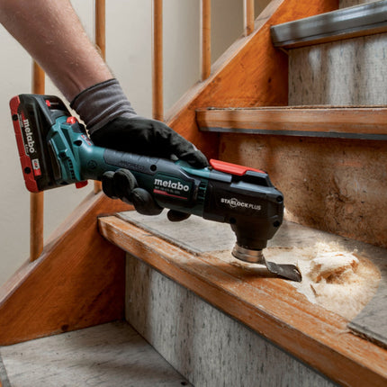 Akumulatorowe narzędzie wielofunkcyjne Metabo MT 18 LTX BL QSL 18 V bezszczotkowe Starlock Plus ( 613088800 ) + 2x akumulator 4,0 Ah + ładowarka + 12 szt. akcesoriów + metaBOX