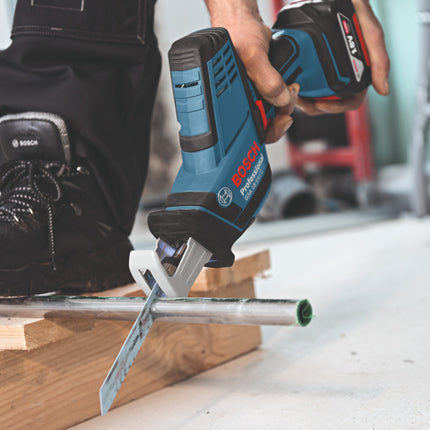 Bosch GSA 18V LI C Professional Akku Reciprosaege Saebelsaege 18 V 1x Akku 5 0 Ah ohne Ladegeraet 4 - toolbrothers