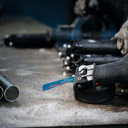 Brzeszczot do piły szablastej Bosch EXPERT Medium Thick Tough Metal S 1155 HHM 225 mm 10 szt. ( 2608900376 ) Carbide Technology